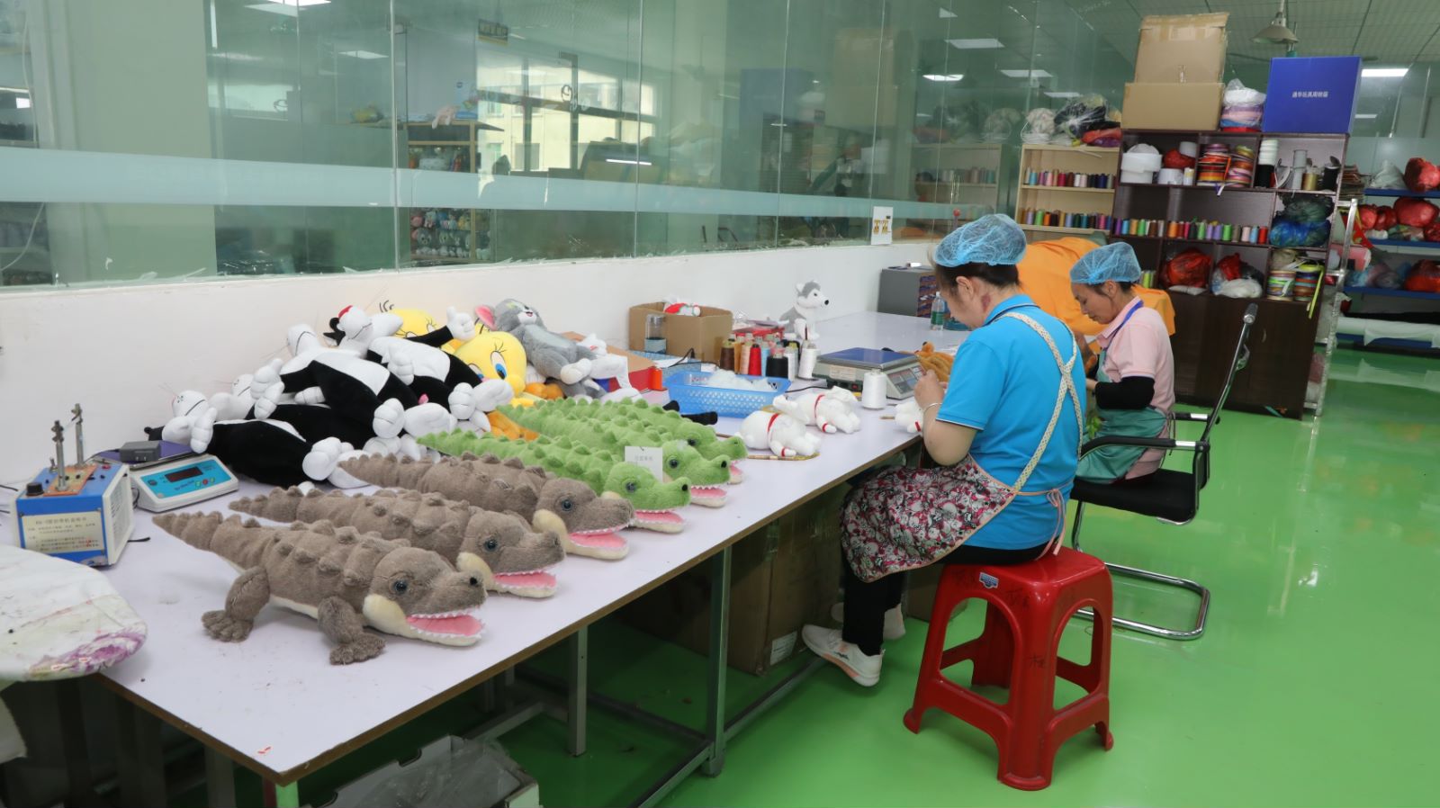 Sample worker (2)