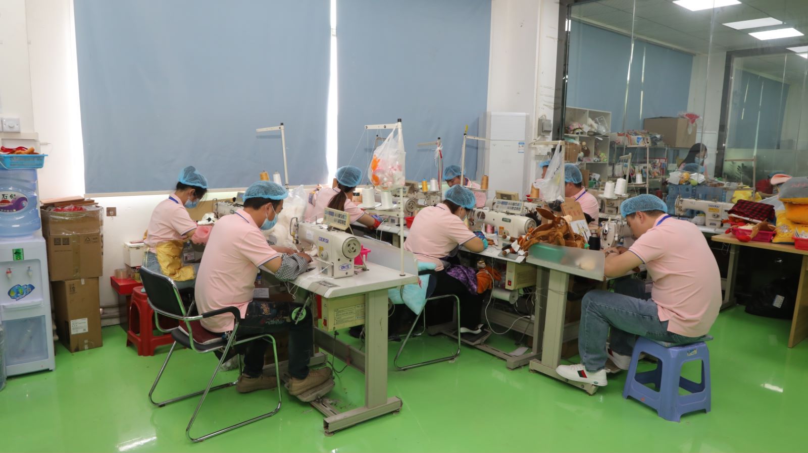 Sample worker